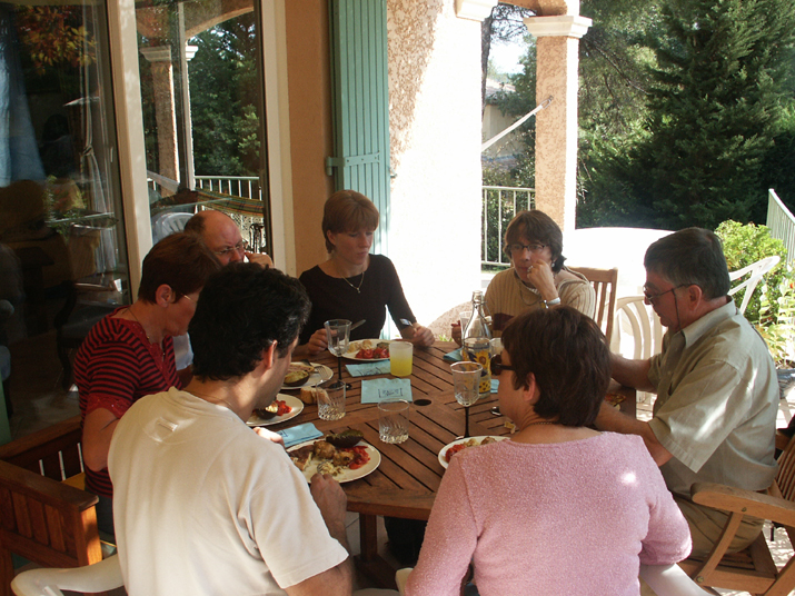 2003-10 9-6ans famille 014.jpg - DCF 1.0